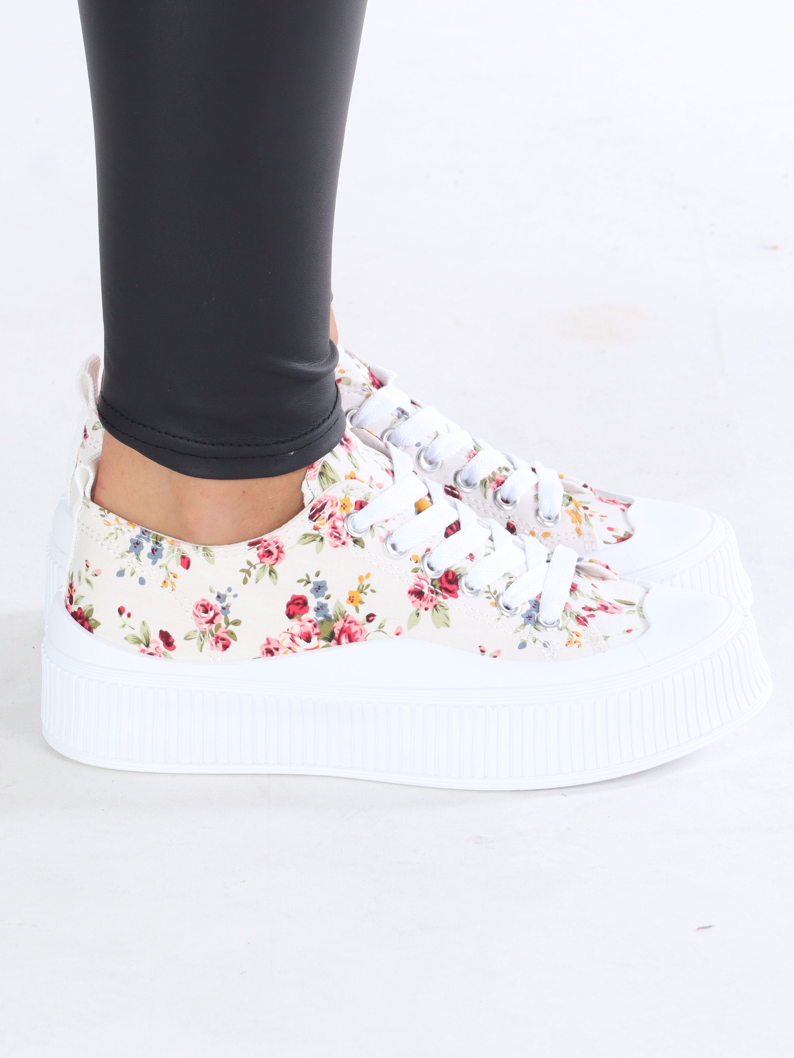Melina - Sneakers med blomsterprint og bred hvid sål